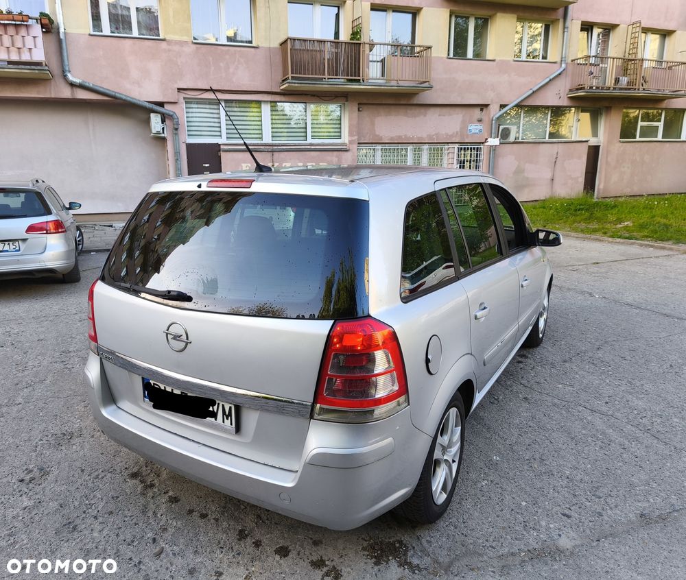 Opel Zafira - 7