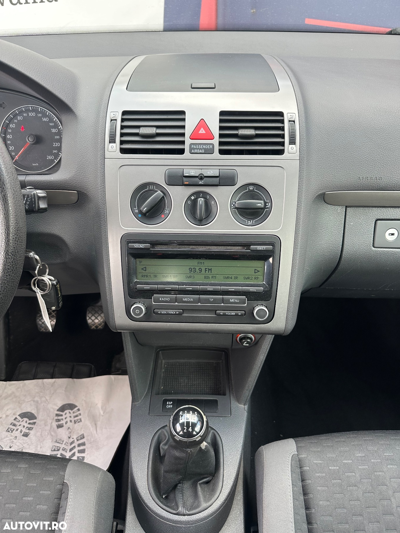 Volkswagen Touran 1.6 Trendline - 8