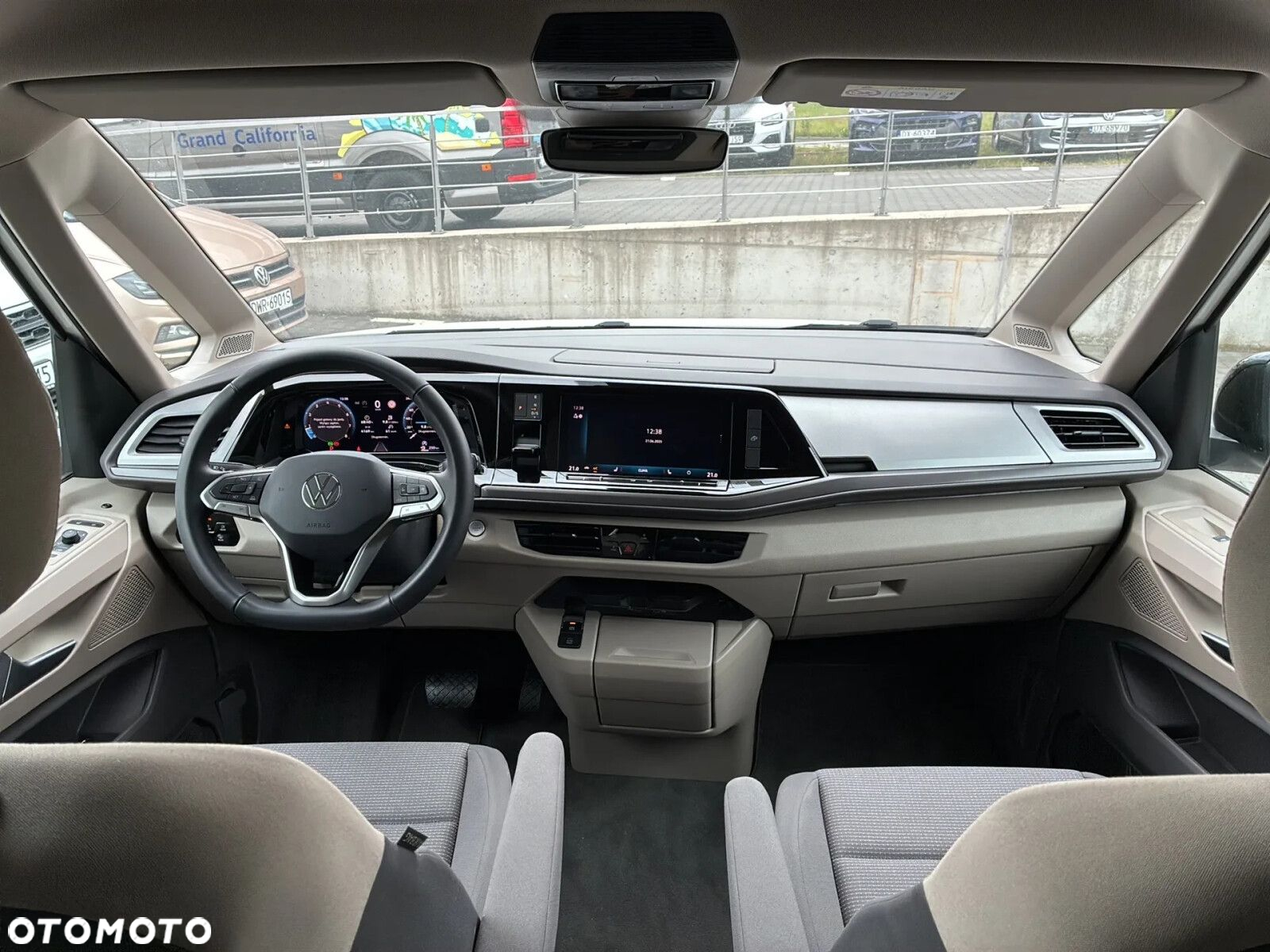 Volkswagen California - 11