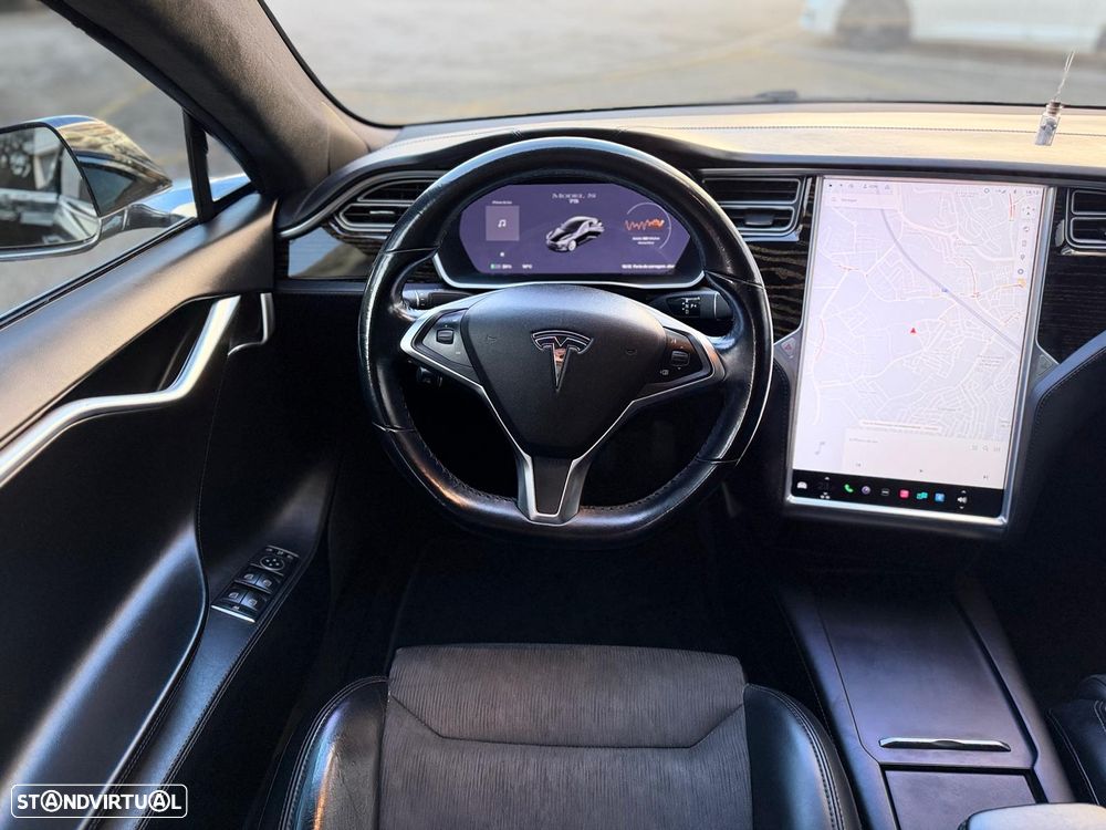 Tesla Model S 75 - 22