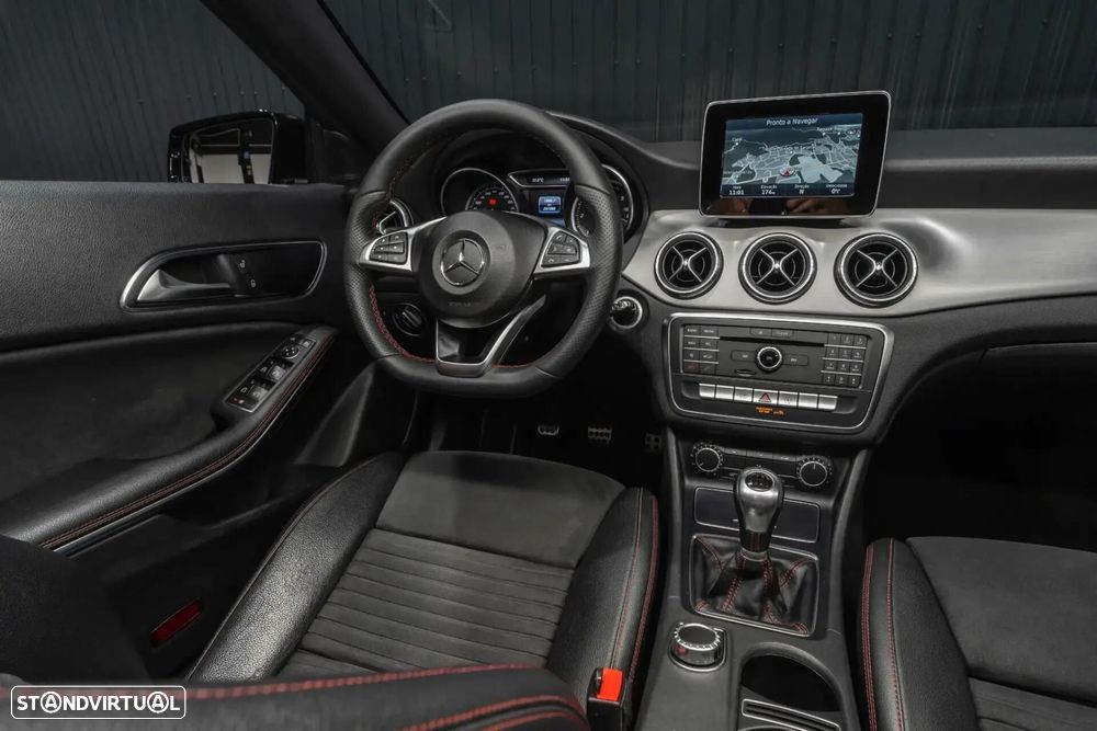 Mercedes-Benz CLA 200 d Shooting Brake AMG Line - 10