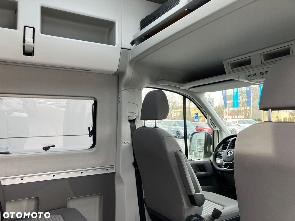 Volkswagen Grand California Grand California 600 silnik: 2,0 l TDI EU6 SCR BlueMotion Technology 130 kW skrzynia biegów: Przedni napęd automatyczna 8-biegowa rozstaw osi: 3640 mm - 33