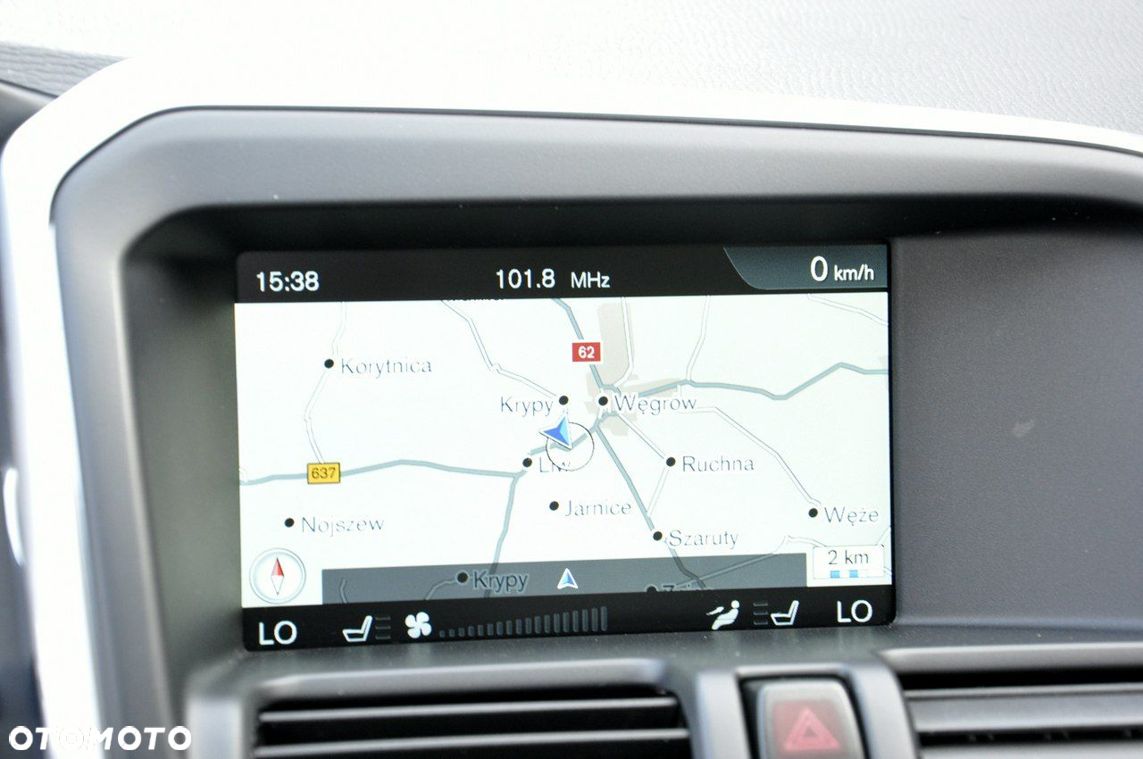 Volvo XC 60 D4 Momentum - 39