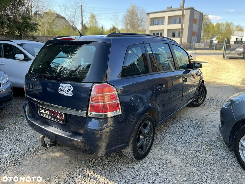 Opel Zafira - 2