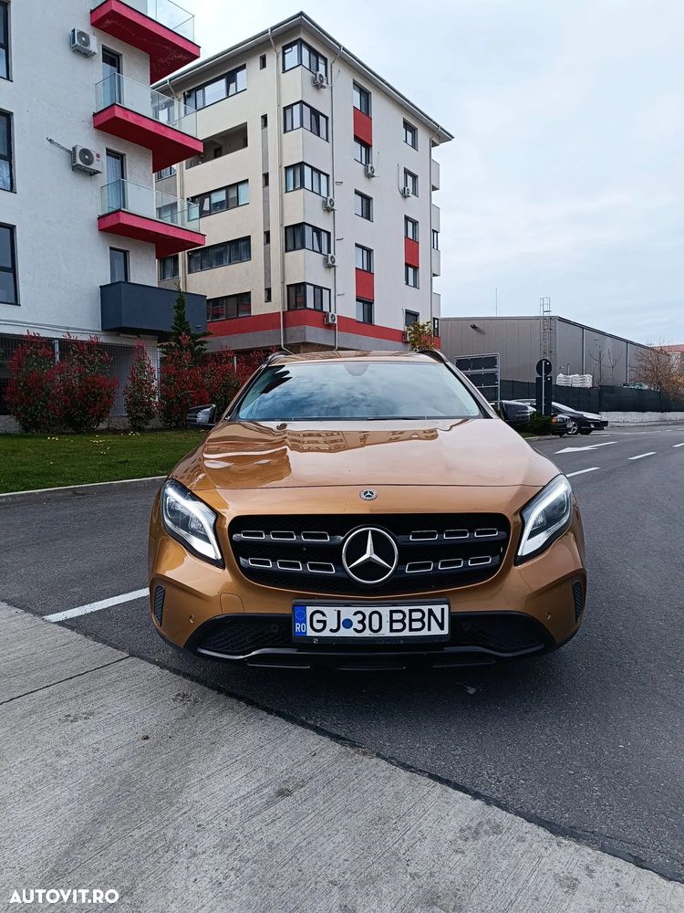 Mercedes-Benz GLA 220 d 4MATIC 7G-DCT Urban - 6