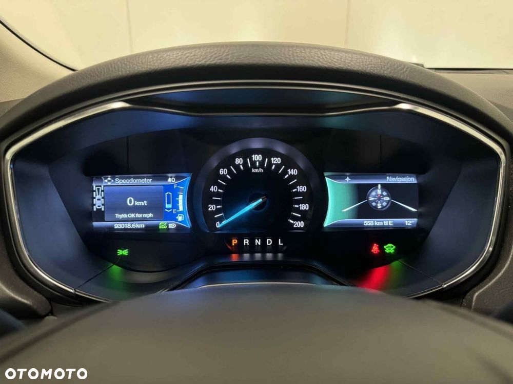 Ford Mondeo 2.0 Hybrid Titanium GPF - 12