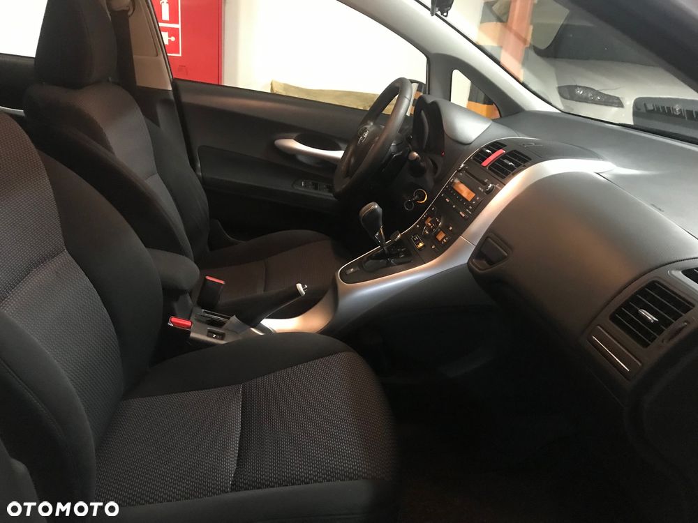 Toyota Auris 1.6 Premium MM - 13