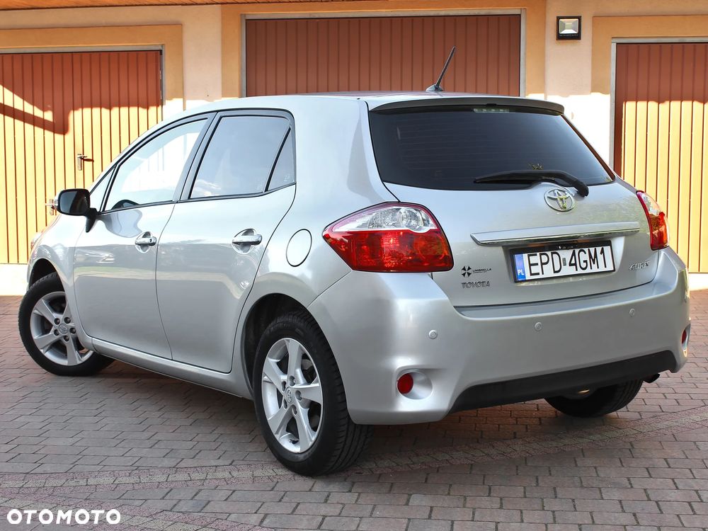 Toyota Auris 1.6 Life+ - 16