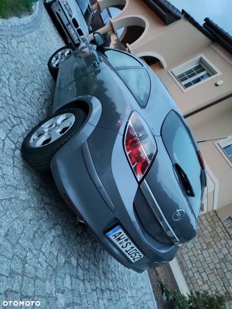 Opel Astra - 2