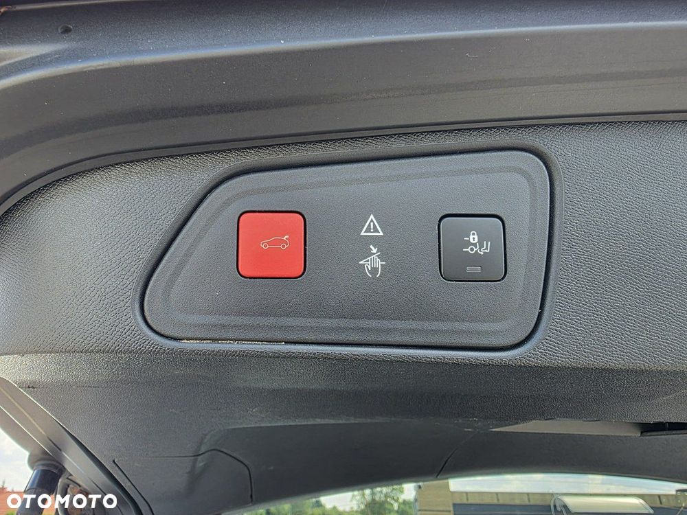 Peugeot 3008 2.0 BlueHDi Crossway S&S EAT8 - 16