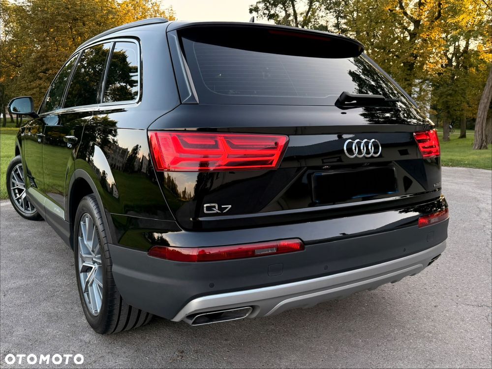 Audi Q7 - 8