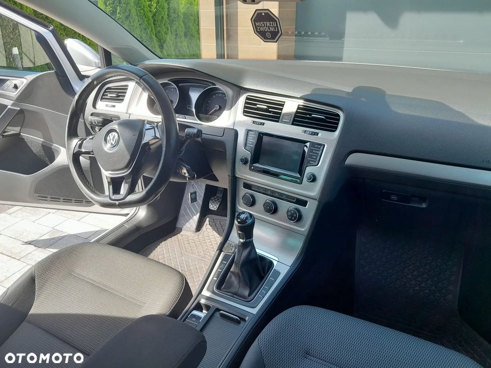 Volkswagen Golf 1.2 TSI BlueMot Trendline - 11