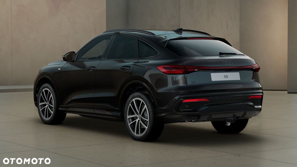 Audi Q5 Sportback - 2