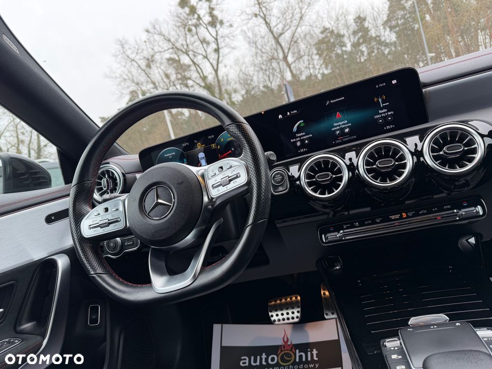 Mercedes-Benz CLA 180 AMG Line 7G-DCT - 31
