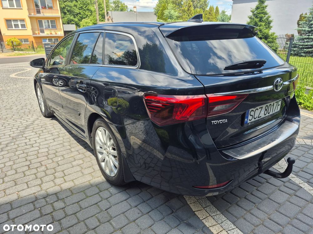 Toyota Avensis 1.8 Business Edition - 5