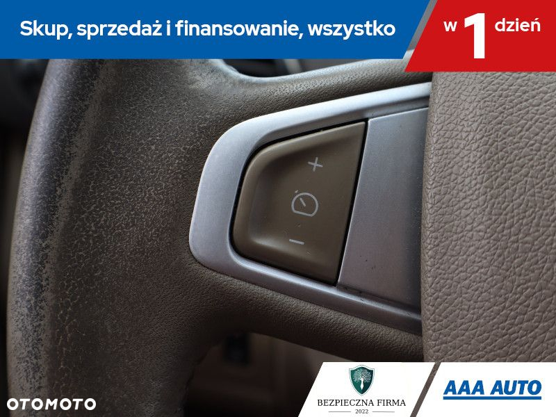 Renault Scenic - 17