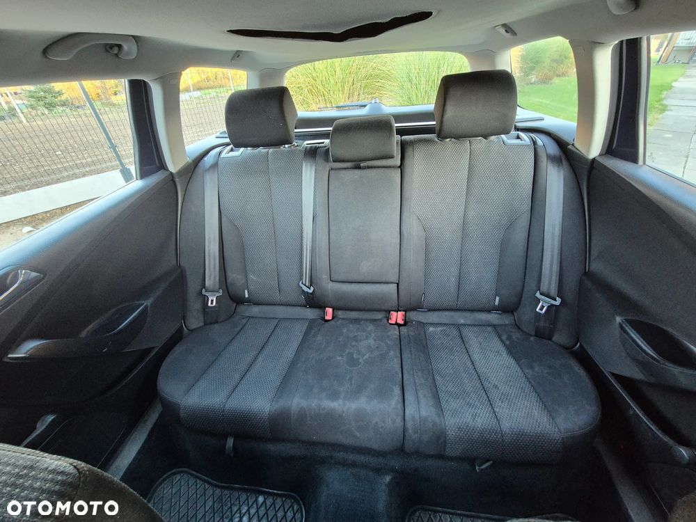 Volkswagen Passat Variant 1.9 TDI Comfortline - 11