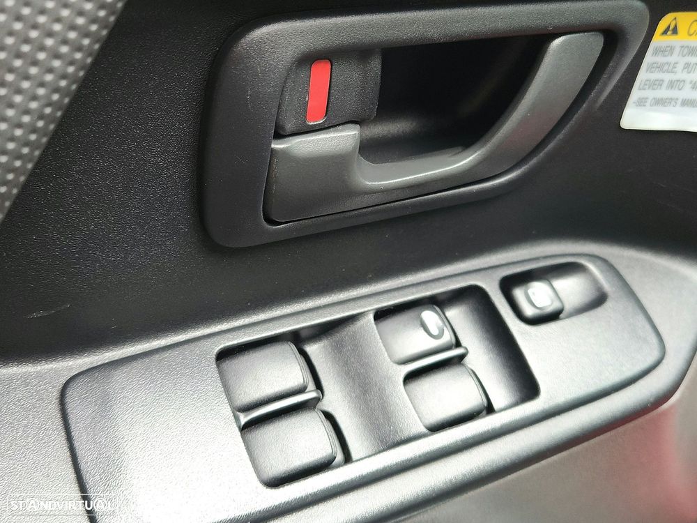 Mitsubishi Pajero 3.2 DI-D GLS ABS+CA+TA - 25