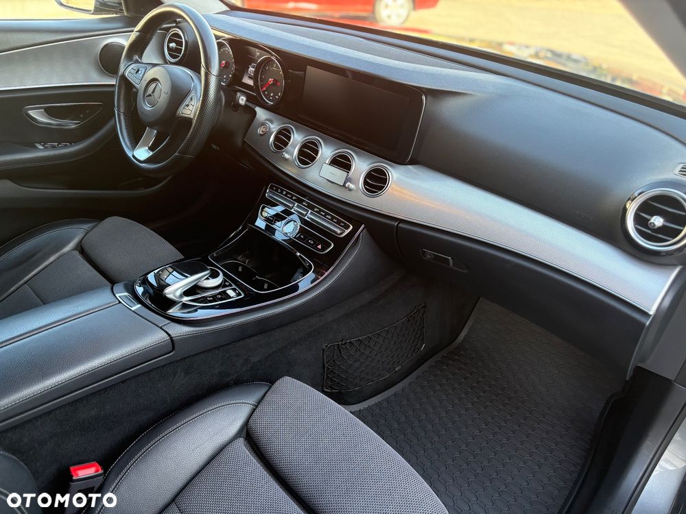 Mercedes-Benz Klasa E 200 d T 9G-TRONIC Avantgarde - 14