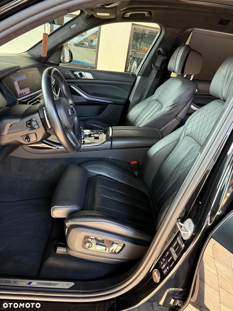 BMW X7 xDrive40d mHEV Individual Edition sport - 6