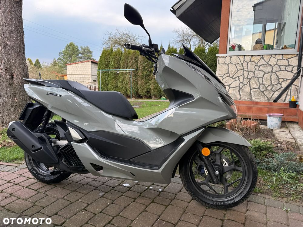 Honda PCX - 12