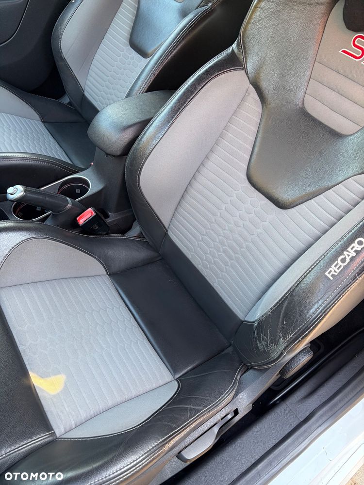 Ford Fiesta - 13