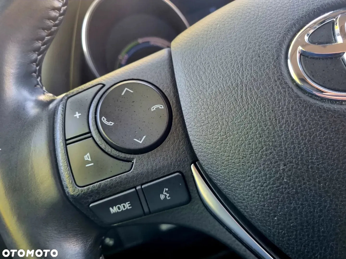 Toyota Auris Hybrid 135 Comfort - 16