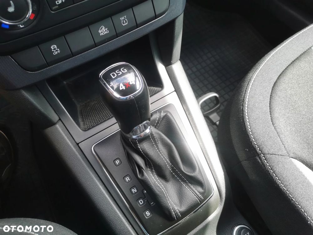 Skoda Yeti Outdoor 2.0 TDI 4x4 DSG Adventure - 22