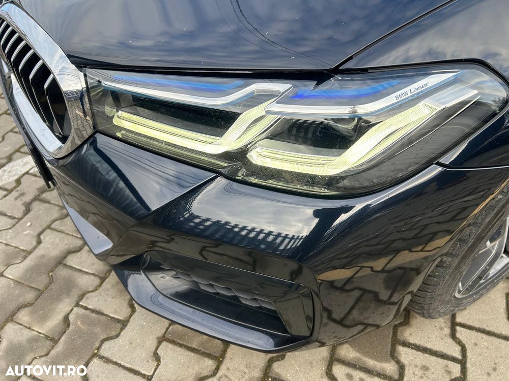 BMW Seria 5 540d xDrive AT MHEV - 8