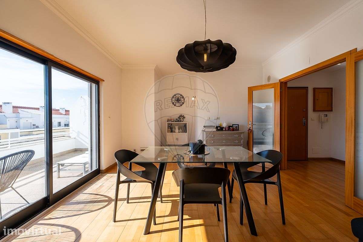 Apartamento T2 para arrendamento - Grande imagem: 2/19
