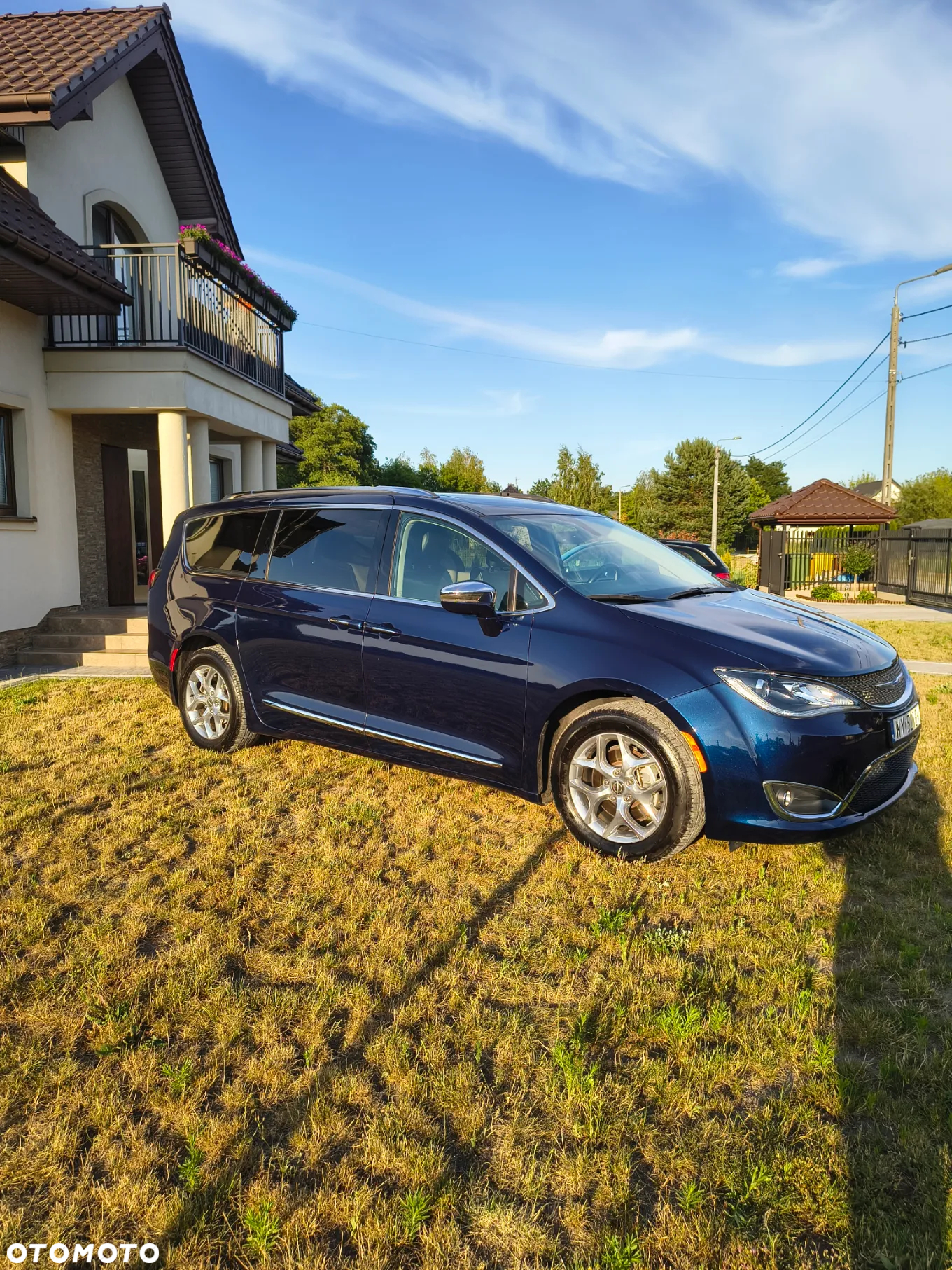 Chrysler Pacifica - 13