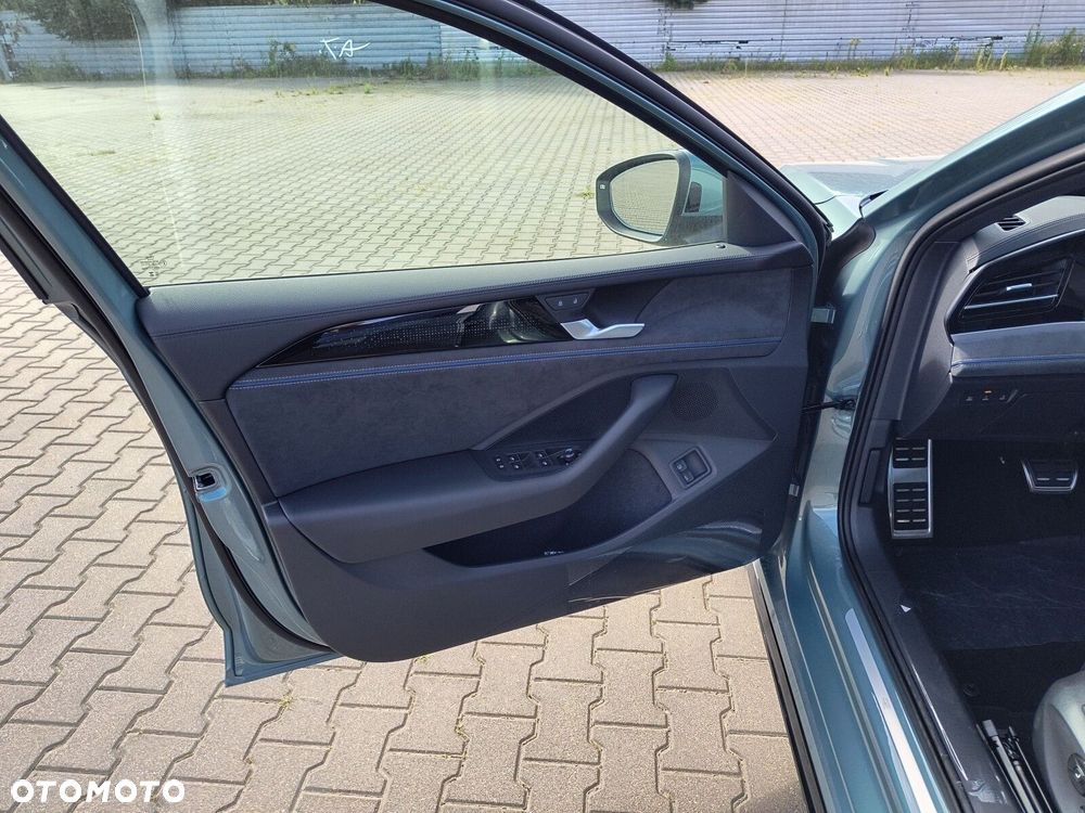 Volkswagen Passat Variant - 17