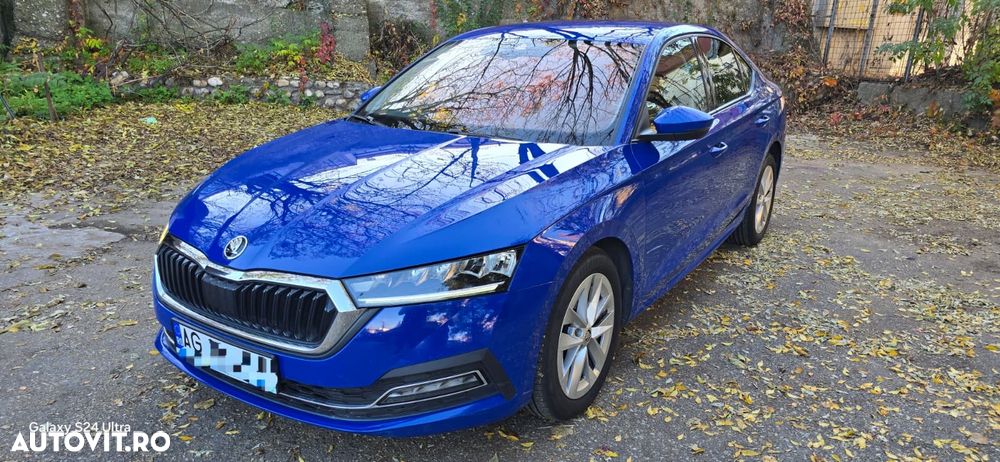 Skoda Octavia 2.0 TDI DSG Ambition - 1