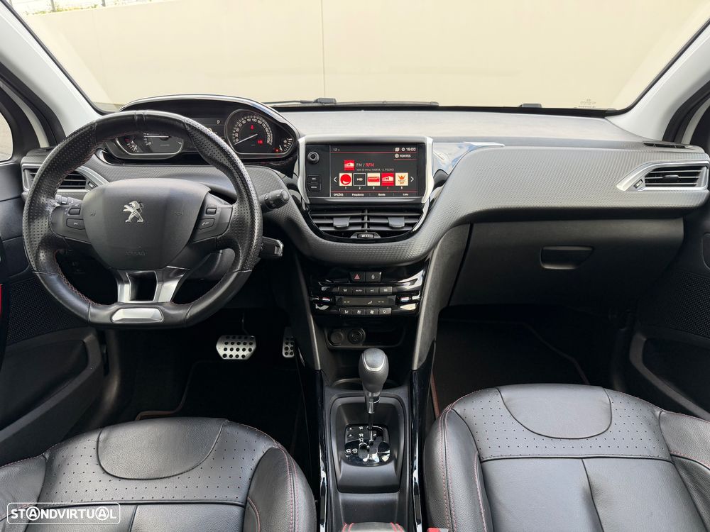 Peugeot 2008 1.2 PureTech GT Line EAT6 - 7