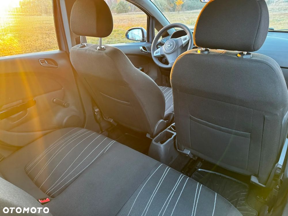 Opel Corsa - 13
