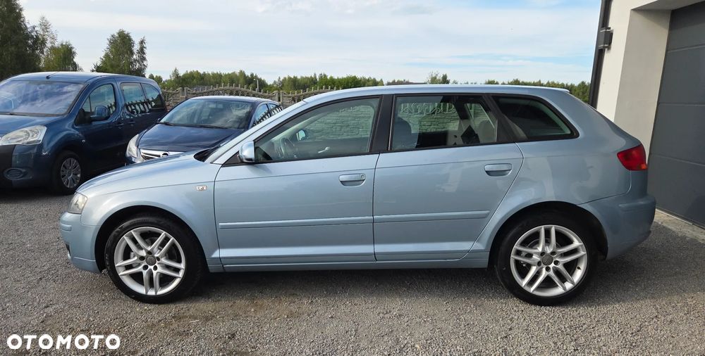 Audi A3 Sportback 1.6 Ambiente - 10