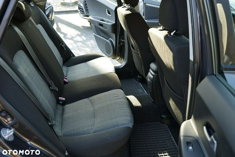 Kia Ceed 1.6 CRDi 90 ISG Spirit - 20