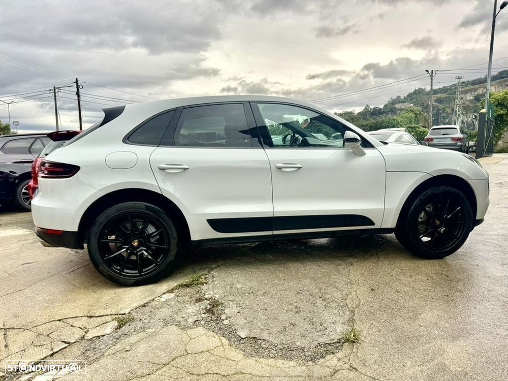 Porsche Macan - 28