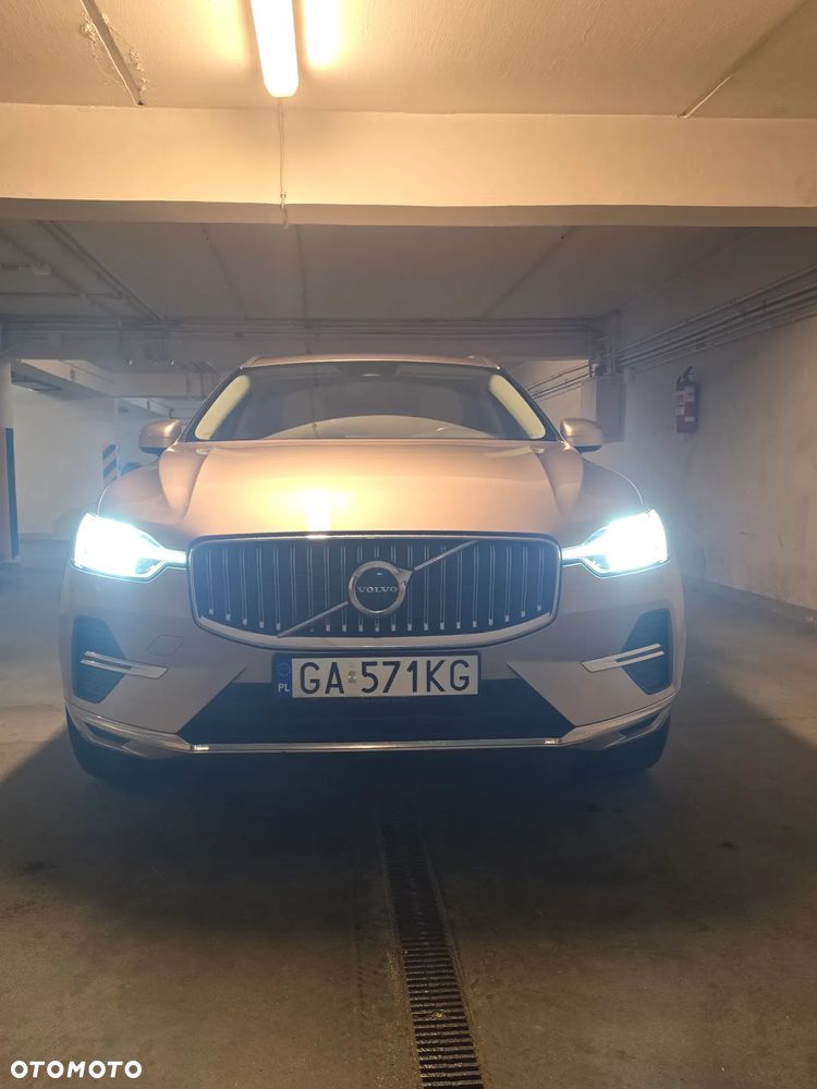 Volvo XC 60 B4 D AWD Plus Bright - 1