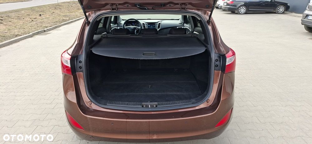 Hyundai i30 1.6 GDI Style - 32