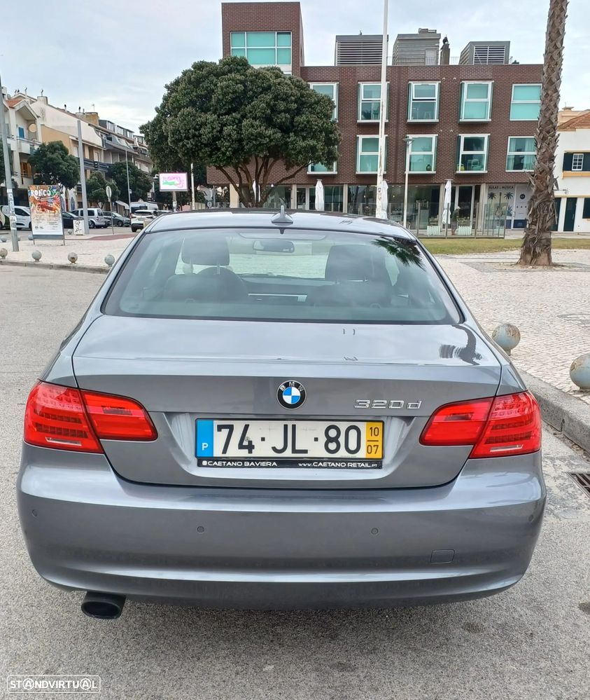 BMW 320 d Coupe - 4