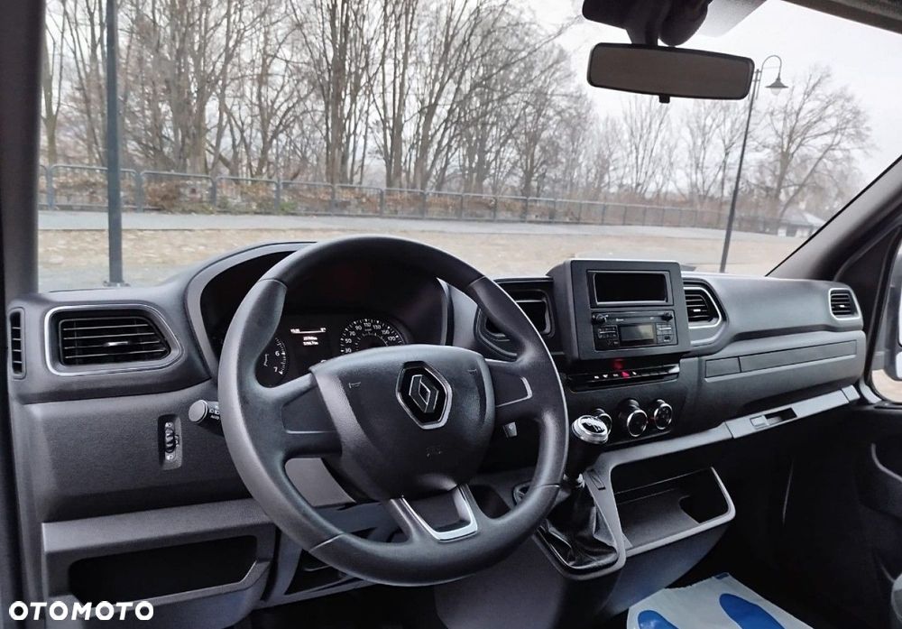 Renault Master - 18