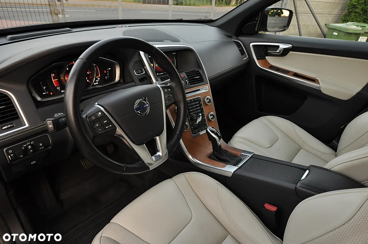 Volvo XC 60 D4 Inscription - 20