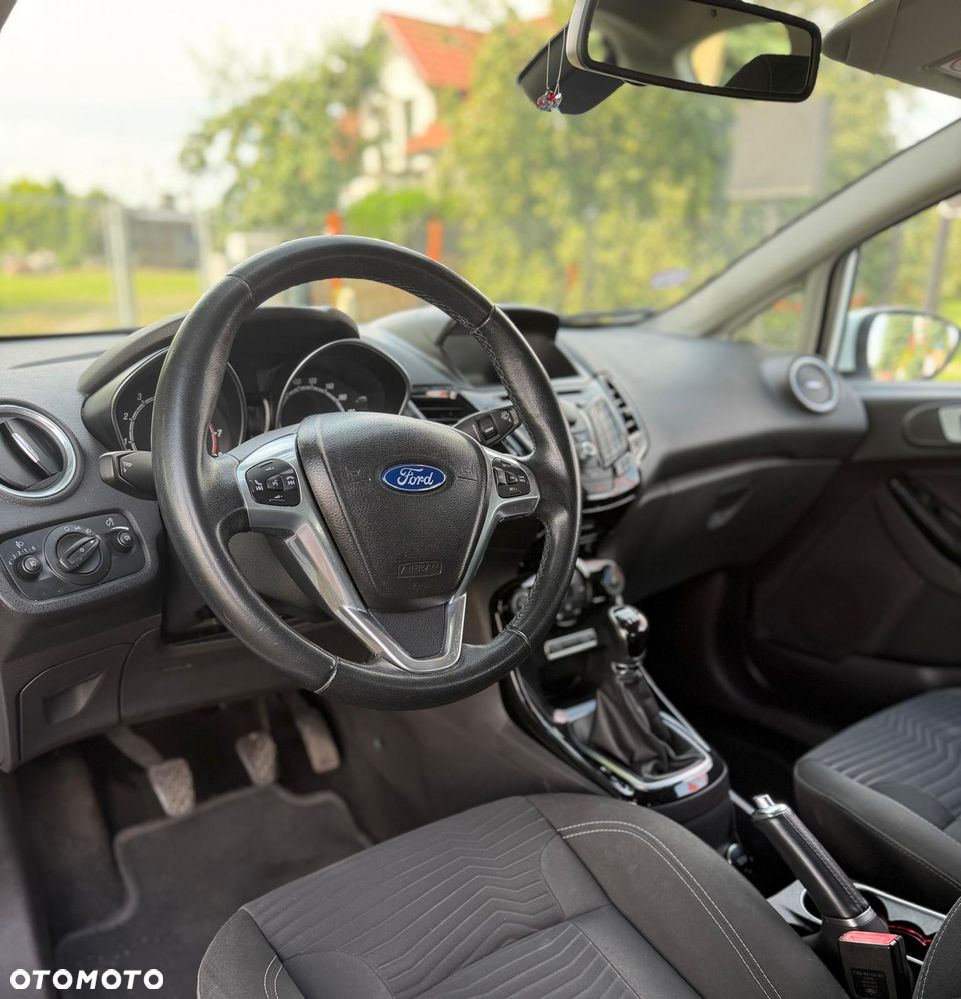 Ford Fiesta 1.0 EcoBoost Titanium - 13