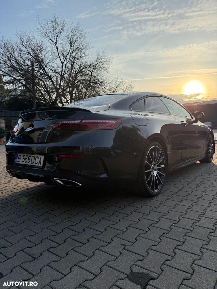 Mercedes-Benz E 220 d 4Matic Coupe 9G-TRONIC AMG Line - 6