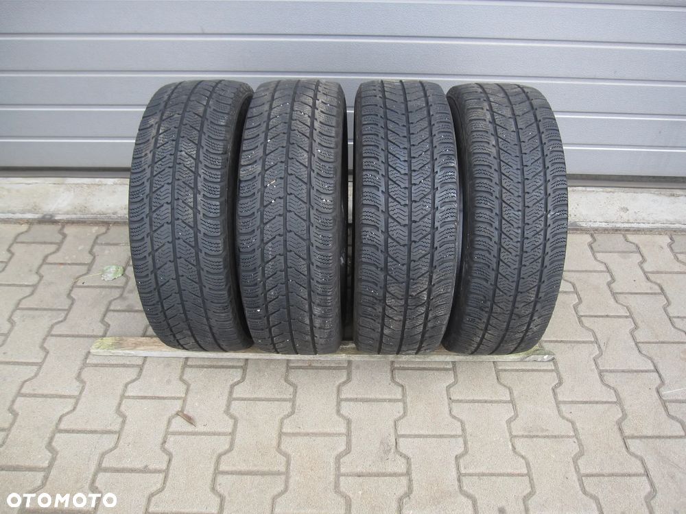 Opony zimowe Semperit Van-grip 3 215/60R17C 4szt