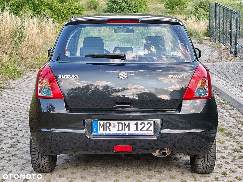 Suzuki Swift 1.3 Comfort - 27