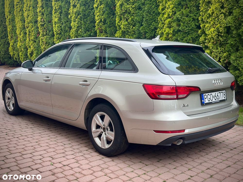 Audi A4 Avant 2.0 TDI S tronic - 8