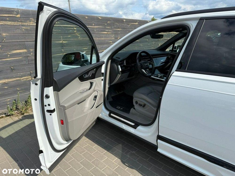 Audi Q7 - 19