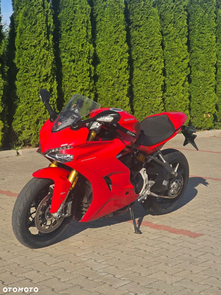 Ducati SuperSport - 11